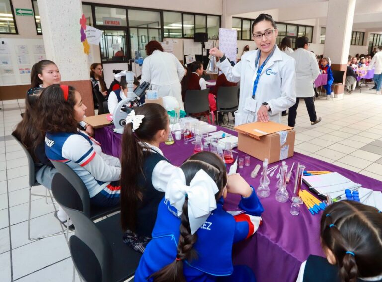 Promueven con Feria participación de las mujeres y niñas en la ciencia