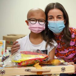 Reiteran Paola y Manolo compromiso en la lucha contra el cáncer infantil2