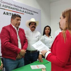 Se registra Ana Karen Sánchez Flores como precandidata a la alcaldía de Arteaga4