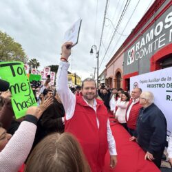 Tomás Gutiérrez se registra en el PRI como precandidato a la alcaldía de Ramos Arizpe 