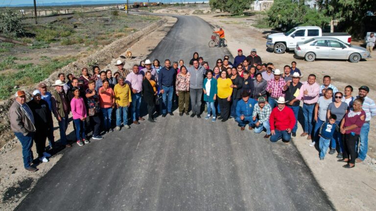 “Aquí lo que cuentan son los hechos”: reitera Chema Morales al entregar pavimentación en el Barrio Antiguo de Paredón