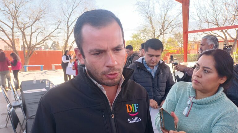 Aún hay lugares en el DIF Saltillo para operaciones de cataratas; asegura director