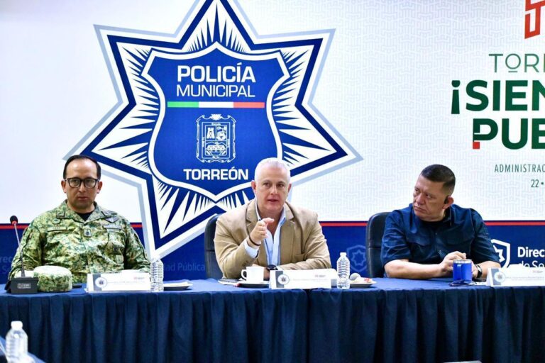 Destacan trabajo de apoyo a la ciudadanía por parte de policías y agentes de tránsito de Torreón