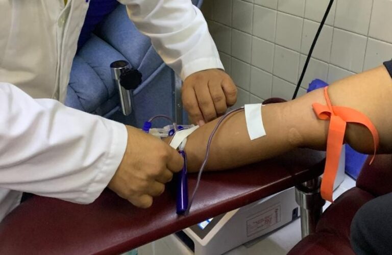 Llama IMSS Coahuila a incentivar la donación altruista de sangre en el núcleo familiar y círculo social