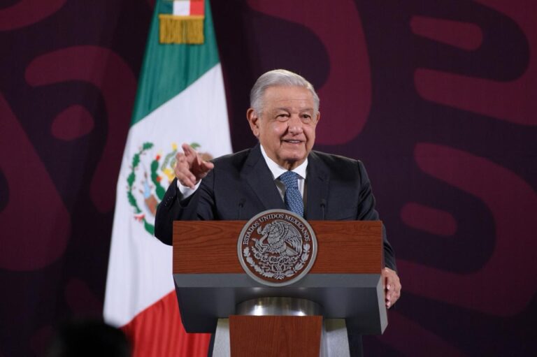 Pide López Obrador respeto a EU: no mandamos a investigar políticos