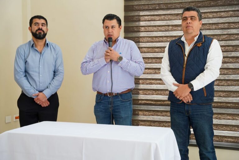 Premian a contribuyentes cumplidos del predial en Ramos Arizpe