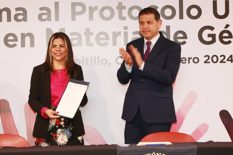 Presenta UAdeC la reforma al Protocolo Universitario en Materia de Género y se nombra titular del Tribunal Universitario a Nadia Salas Carrillo