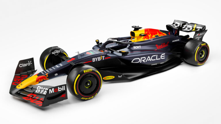 Promete el RB20, nuevo auto de Red Bull, dominar a la F1