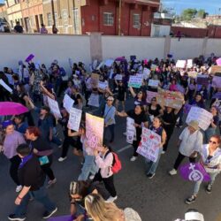 Con dos marchas, exigen miles de saltillenses erradicación de la violencia contra la mujer22