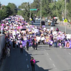 Con dos marchas, exigen miles de saltillenses erradicación de la violencia contra la mujer4