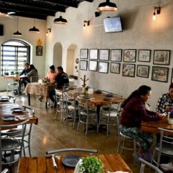 El Húngaro; restaurante que le hace honor al séptimo arte en Ramos Arizpe 5