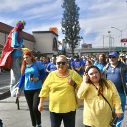 Familias realizan caminata por la inclusión en Saltillo; concientizan a la sociedad