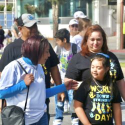 Familias realizan caminata por la inclusión en Saltillo; concientizan a la sociedad7