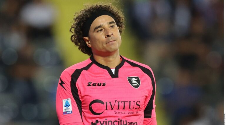 Guillermo Ochoa ya no jugará en el Salernitana