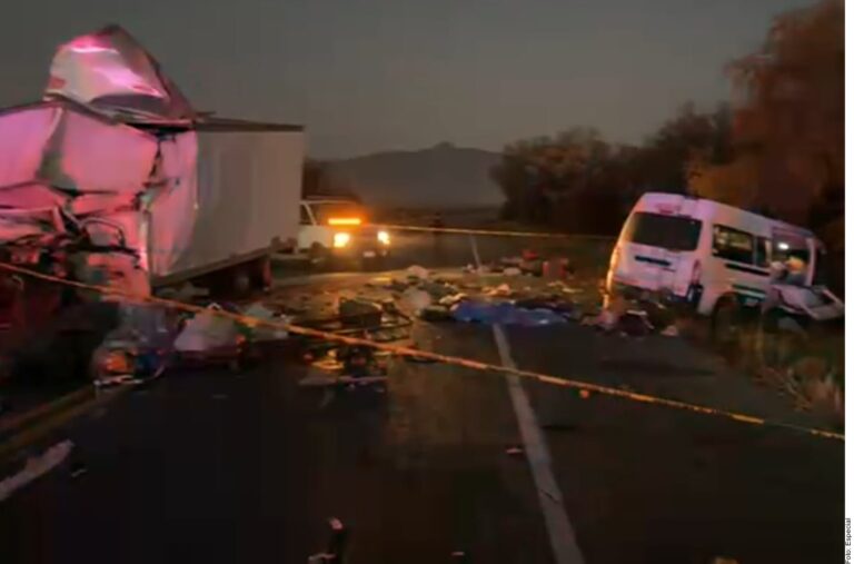 Mueren 9 en choque; viajaban de San Luis Potosí hacia Monterrey