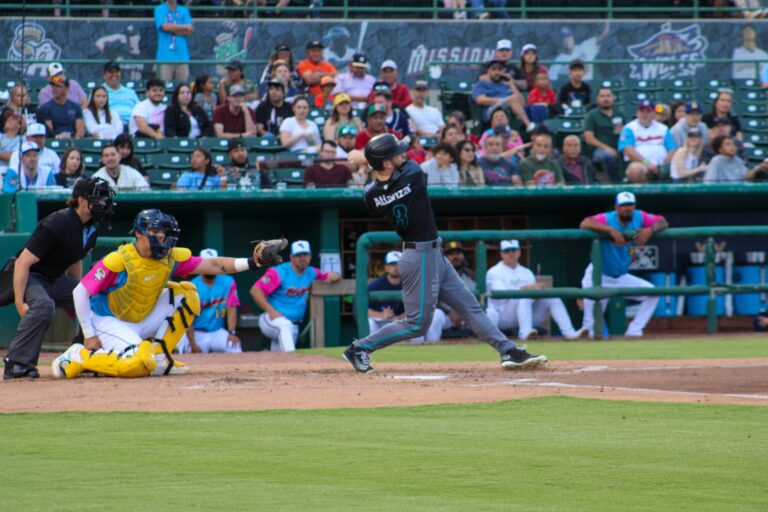 Saraperos cae en San Antonio 4-1 en duelo apretado frente a las Flying Chanclas