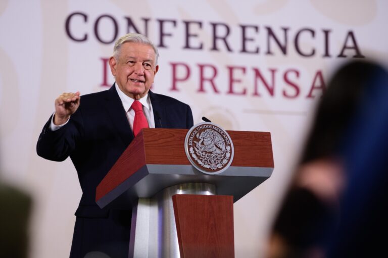 Achaca AMLO plagios en Sinaloa a confrontación entre bandas