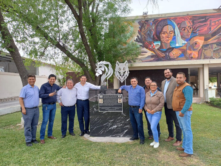 En gira por la Unidad Norte, el Rector de la UA de C visita la Facultad de Ingeniería Mecánica y Eléctrica