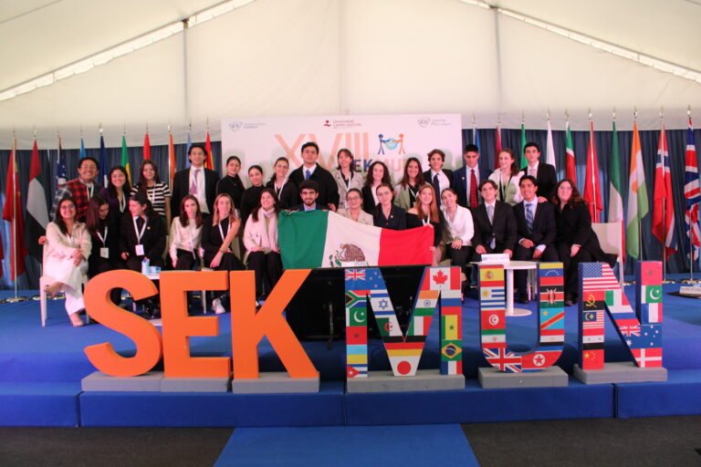 Estudiantes de PrepaTec Saltillo representaron a México en simulación de la ONU en Madrid