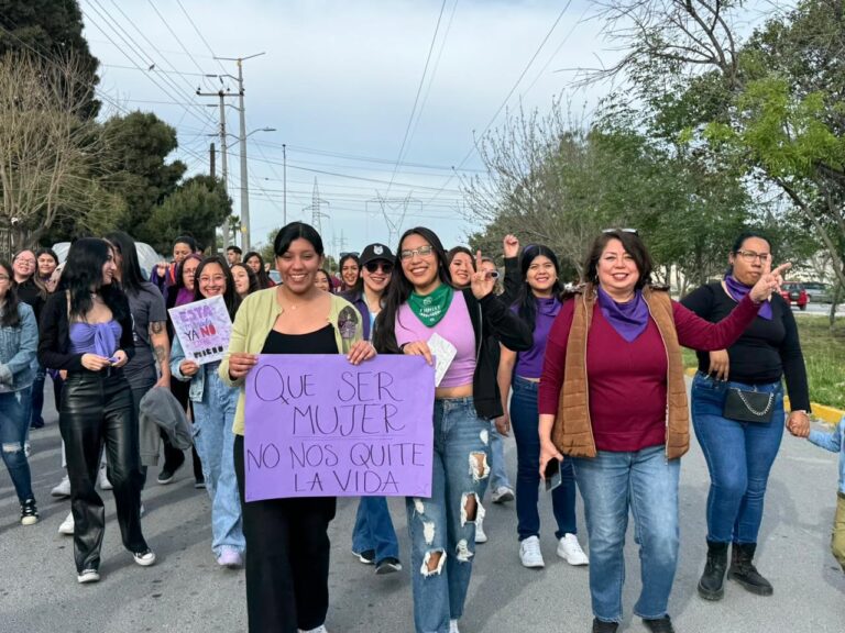 La Facultad de Trabajo Social de la UA de C realiza la Segunda Feria de la Mujer