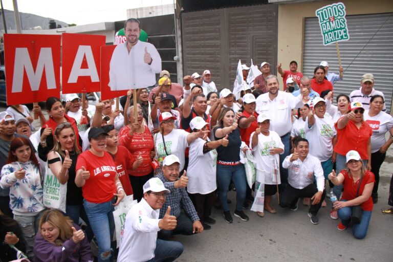 Crearemos el programa más grande de banquetas: Tomás Gutiérrez