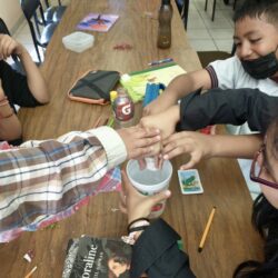 En bibliotecas de Ramos Arizpe niños celebran a la ciencia 4