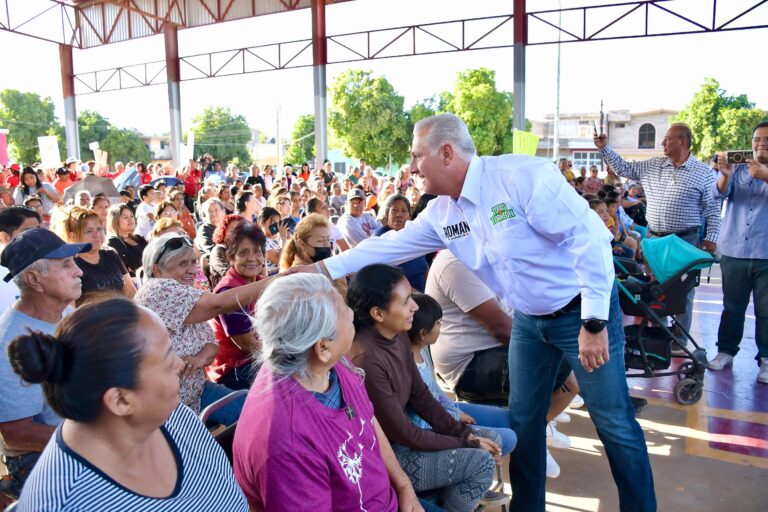 “Vengo a hacer compromisos con el Poniente y con todo Torreón”, señala Román Alberto Cepeda