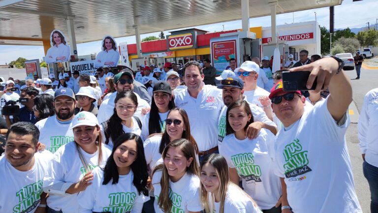 Con cercanía, lleva Javier Díaz González sus propuestas a los saltillenses