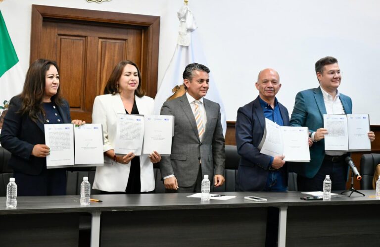 Firman colaboración Secretaría de las Mujeres y la Comisión de los Derechos Humanos de Coahuila