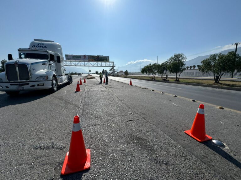 Informa Arteaga cierre de retorno frente al Columpio debido a obras públicas 