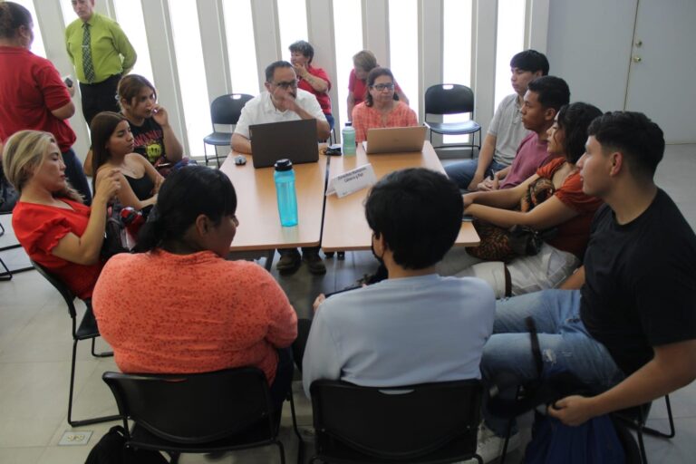 Participan alumnos de la UAdeC Unidad Torreón en los Foros para la Construcción de la Agenda Universitaria