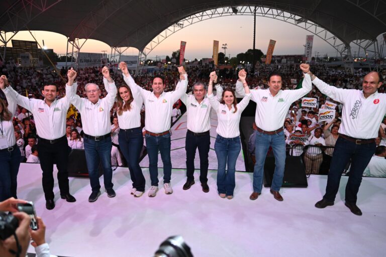 TRABAJARA JAVIER DÍAZ ¡POR AMOR A SALTILLO!