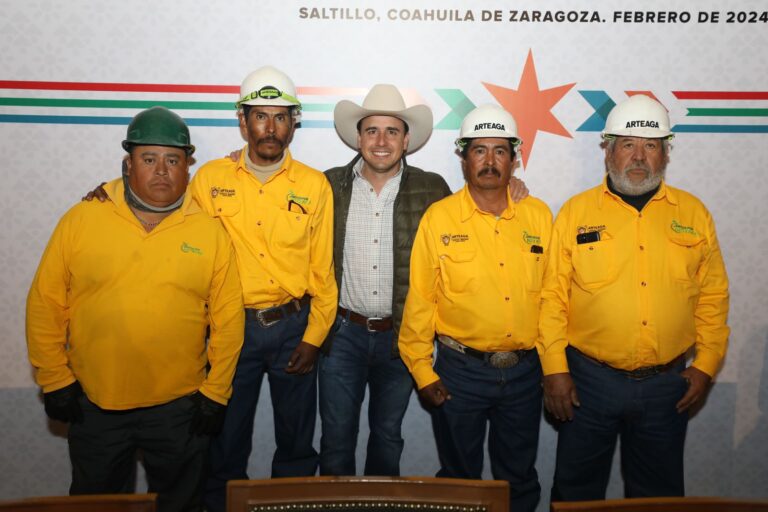 Reconoce Manolo trabajo de combatientes de incendios forestales de Coahuila   