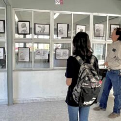 Alumnos del IMARC Ramos Arizpe transforman lobby de la escuela en galería de arte 