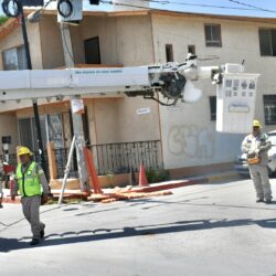 CFE remplaza cableado en Zona Centro de Ramos Arizpe; será de gran beneficio, aseguran 7