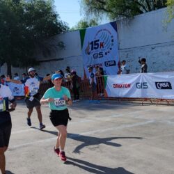 Corren más de 2 mil 800 participantes la 15K del Grupo Industrial Saltillo1