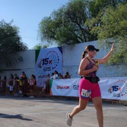 Corren más de 2 mil 800 participantes la 15K del Grupo Industrial Saltillo21