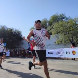 Corren más de 2 mil 800 participantes la 15K del Grupo Industrial Saltillo23