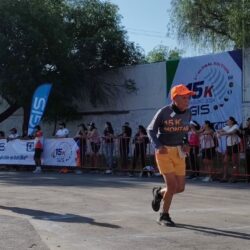 Corren más de 2 mil 800 participantes la 15K del Grupo Industrial Saltillo32