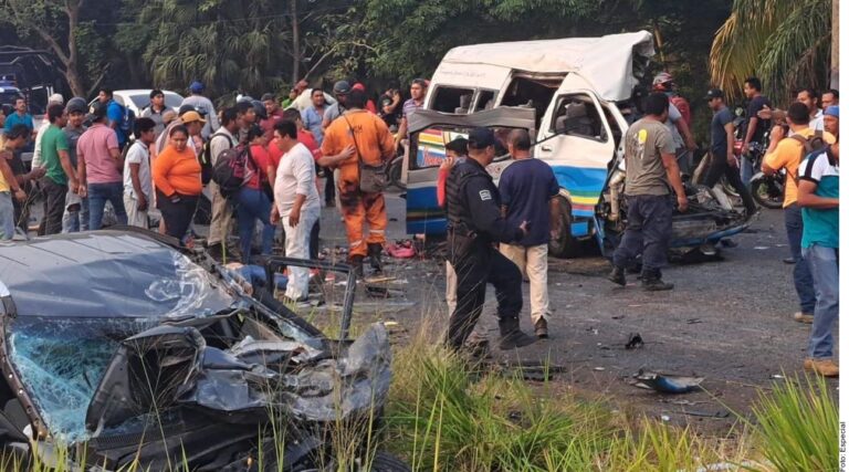 Deja 12 muertos accidente carretero en Tabasco