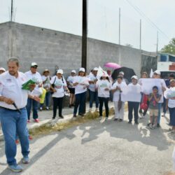 En colonia Blanca Esthela, vecinos apoyan a Tomás Gutiérrez 1