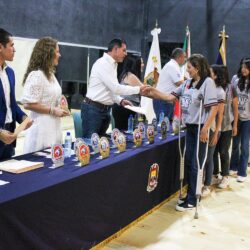 En la UAdeC UT entregan trofeos y reconocimientos a deportistas que participaron en el Torneo Inter-Facultades 2024