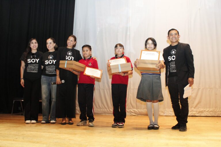 Premian a niños saltillenses por participar en el programa “Poder de la Diversidad”