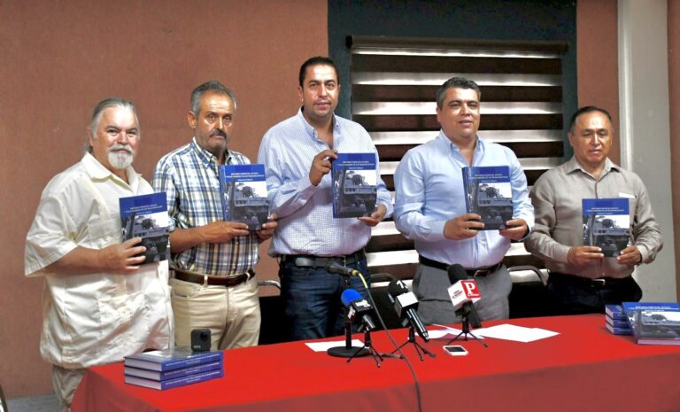 Presentan el libro “Mentiras completas, mitades y pocas verdades de los Ramosarizpenses»