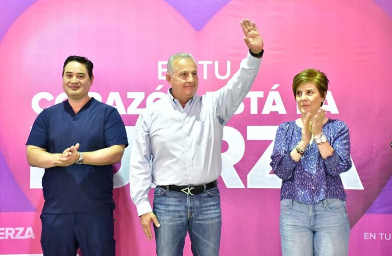 Román Cepeda supervisa “Escucha tu corazón” para el cuidado de los adultos mayores