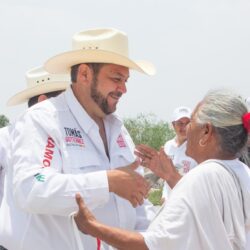 Tomás Gutiérrez se compromete con el desarrollo rural de Ramos Arizpe