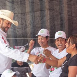 Tomás Gutiérrez se compromete con el desarrollo rural de Ramos Arizpe2