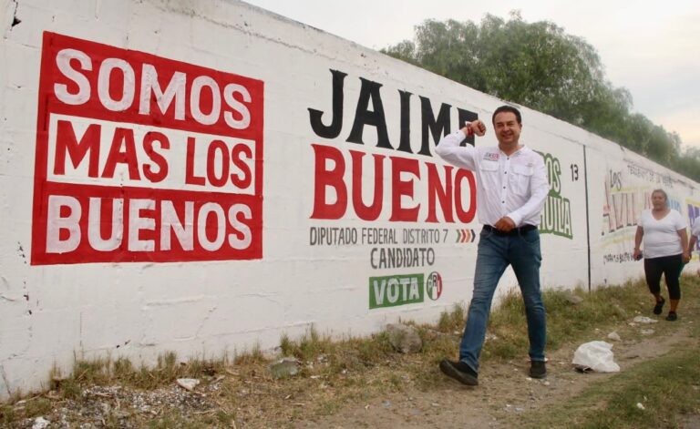 Un éxito recorrido histórico de Jaime Bueno por Distrito 7