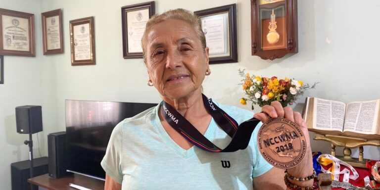 A sus 77 años, la atleta María de Jesús López representará a Coahuila en competencia en Suecia 