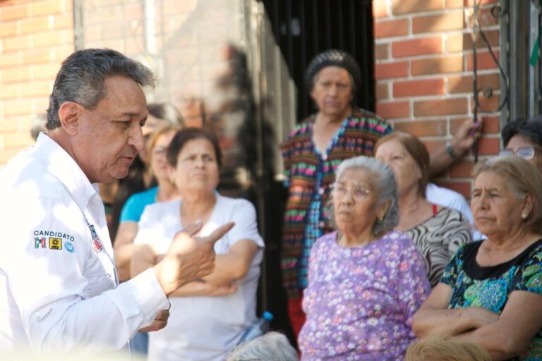 “Coahuila no dará un paso hacia atrás”: Xavier González